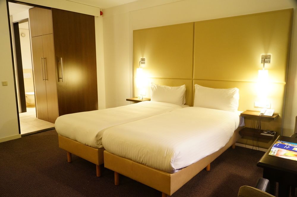 Van Der Valk Hotel Ara Zwijndrecht Eksteriør billede